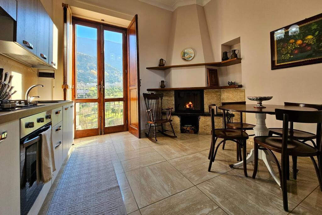 Villa Storica Ангри Екстериор снимка